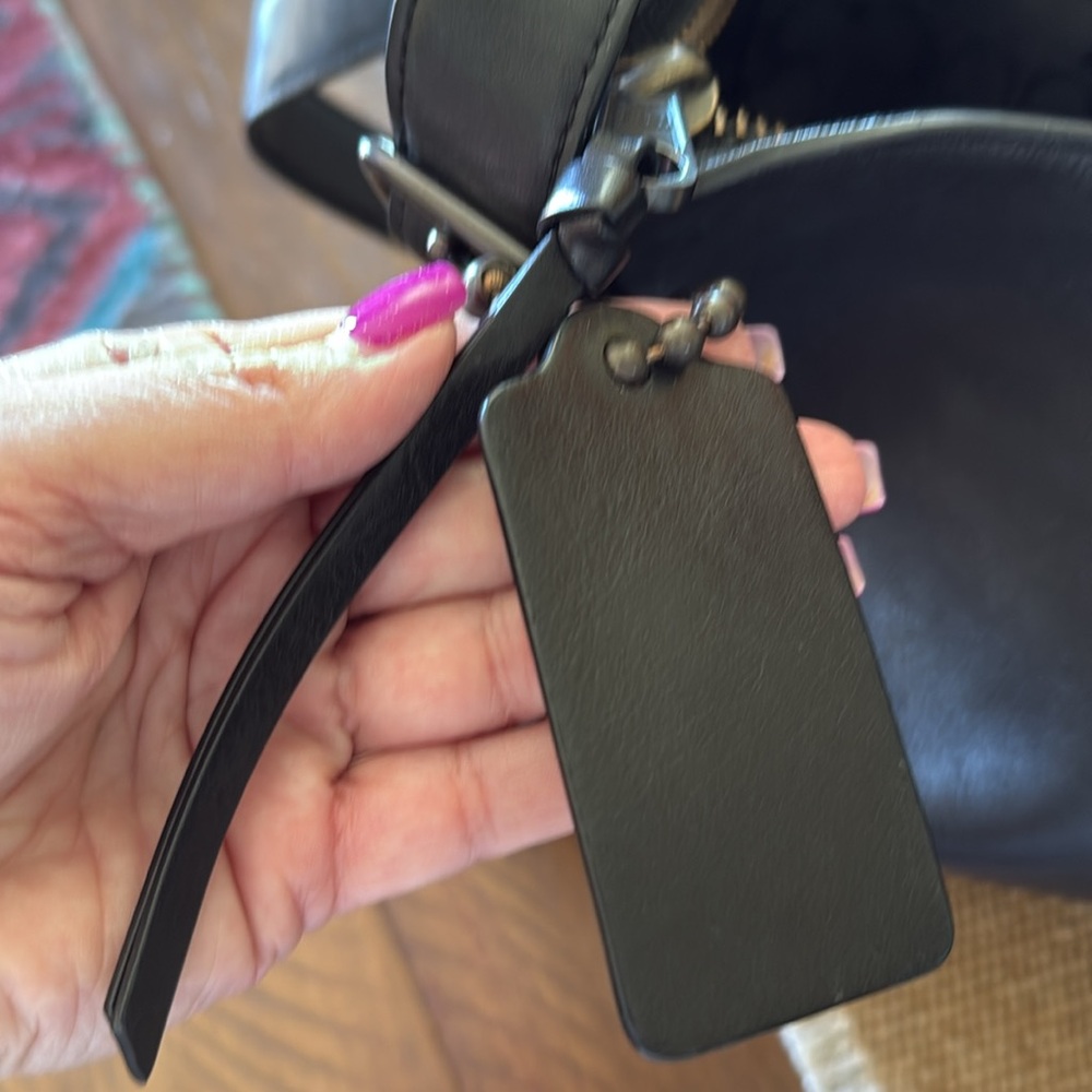 Vintage Coach Black Leather Bag - Picture 12 of 12